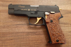 SIG SAUER | JP220 | 9x19 | Waffen Glauser AG | Aarberg | Bern | Schweiz