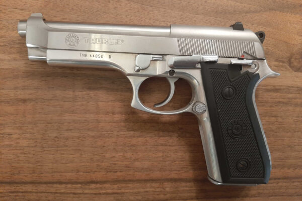 Taurus | PT 92 AFS | 9x19 | Waffen Glauser AG | Aarberg | Bern | Schweiz