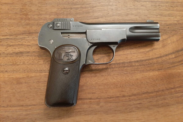 Waffen Glauser